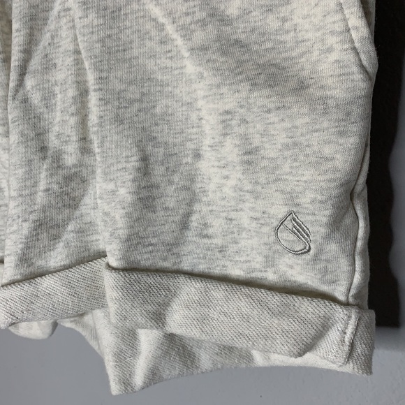 Light gray cotton terry rolled hem shorts L - Picture 2 of 6